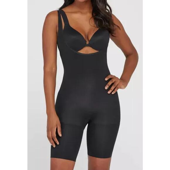 Assets by Spanx Shapewear Remarkable Result All in One Open Bust Bodysuit Shaper - Picture 1 of 8